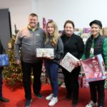 Foto: Michael Horling Unser Bild mit allen Personen zeigt - von links: Stefan Labus (Vorstand der Kindertafel), vom Therapiezentrum Dr. phil. Thorsten Blaßdörfer, Ramona Endres und Heike Spattke sowie Botschafterin Steffi List und der stellvertretende Vorsitzende Rainer Zink von der Kindertafel.